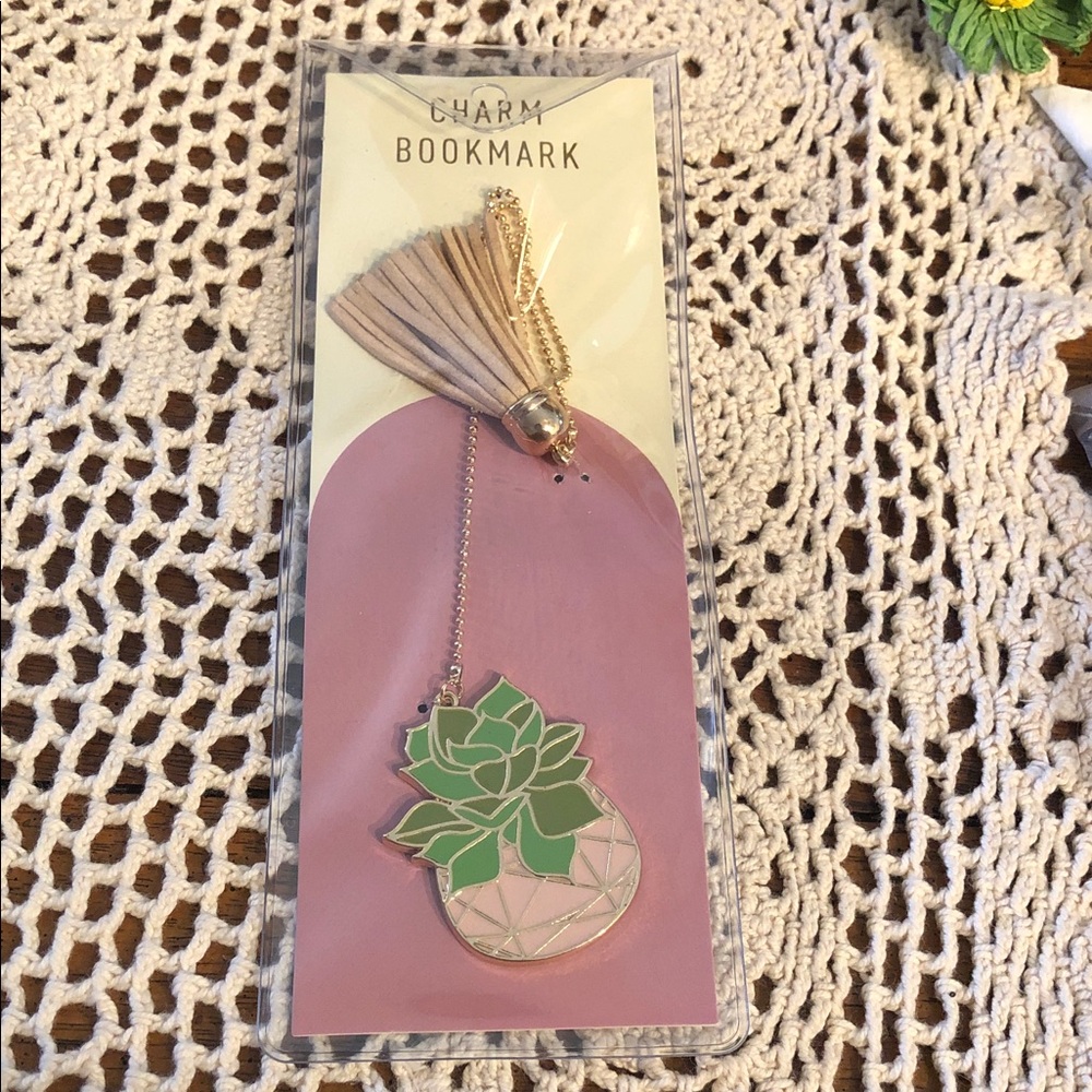 Succulent Charm Bookmark with Beige Tassel